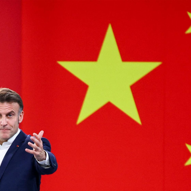  Emmanuel Macron u posjetu kineskom sveučilišu Sichuan