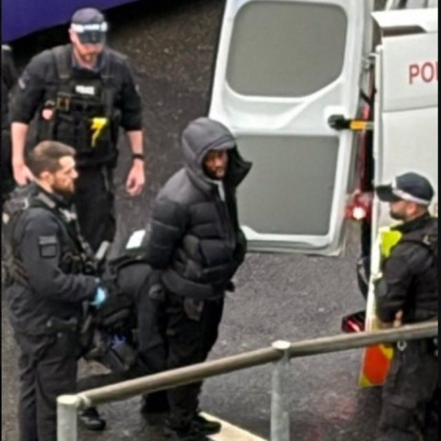 Naoružani policajci uhitili su muškarca sumnjičenog za napad