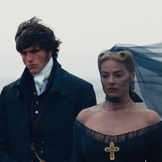  Margot Robbie i Jacob Elordi u Orkanskim visovima
