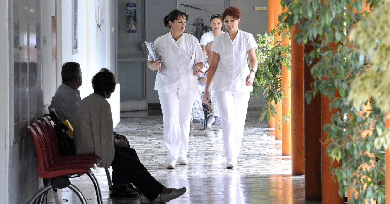 Zdravstveno stanje splitskega policista, napadenega z nožem, se je izboljšalo