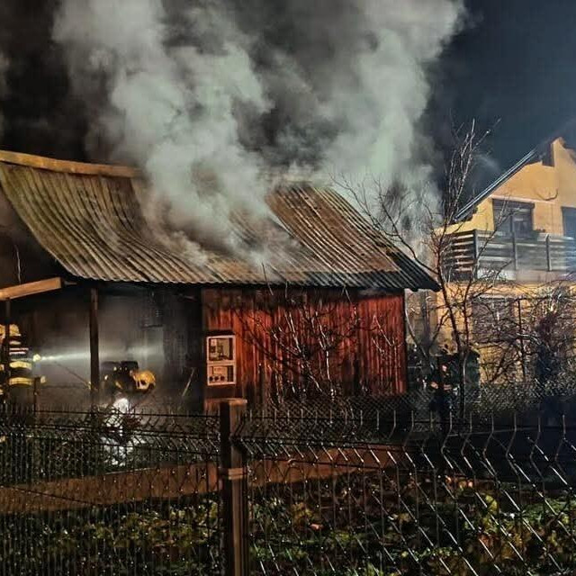 Požar je izazvala advenstka svijeća