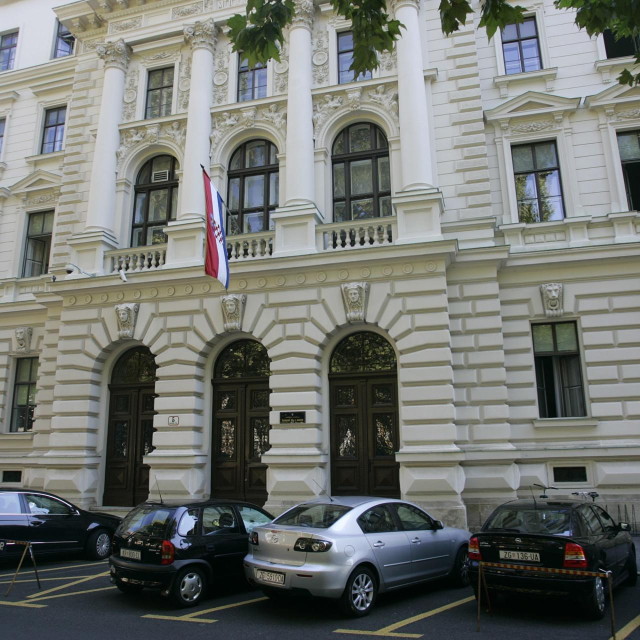 Županijski sud u Zagrebu

 