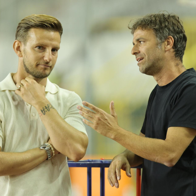 Ivan Rakitić i Gonzalo Garcia