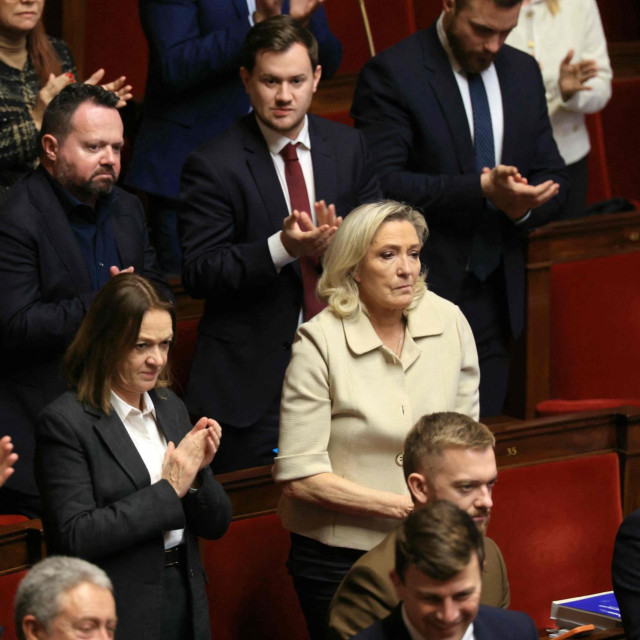 Marine Le Pen, Bruno Bilde, Guillaume Bigot, Caroline Parmentier, Kevin Pfeffer i Sebastien Chenu