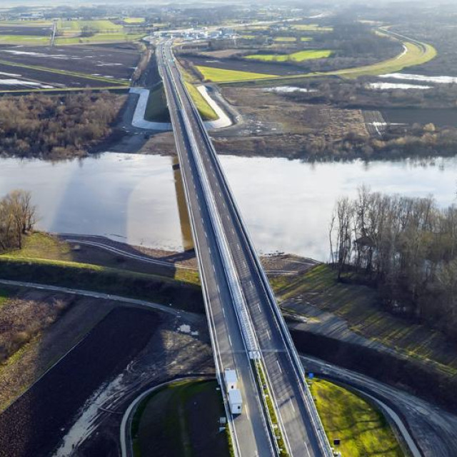 Most kod Stare Gradiške, arhivska fotografija