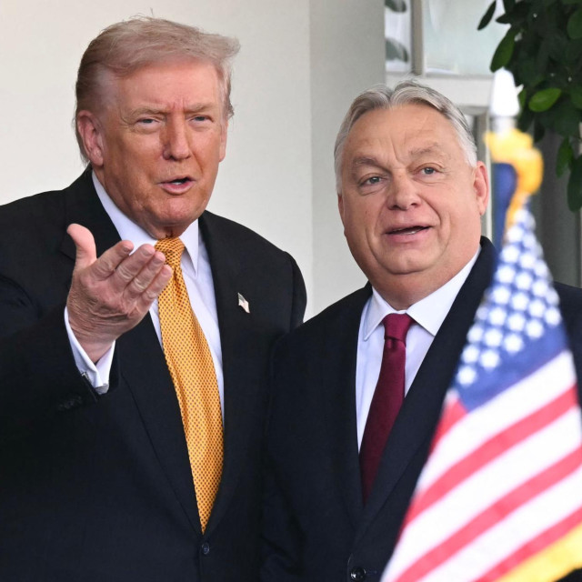  Donald Trump i Viktor Orban ispred bijele kuće