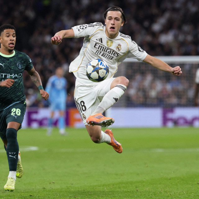 Alvaro Carreras (desno)