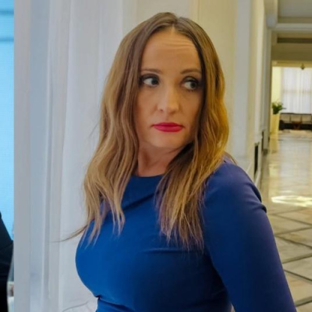 Wojciech Skurkiewicz; Justyna Dobrosz-Oracz