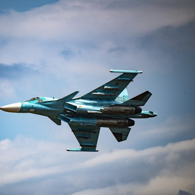 Ilustracija, Su-34 u letu