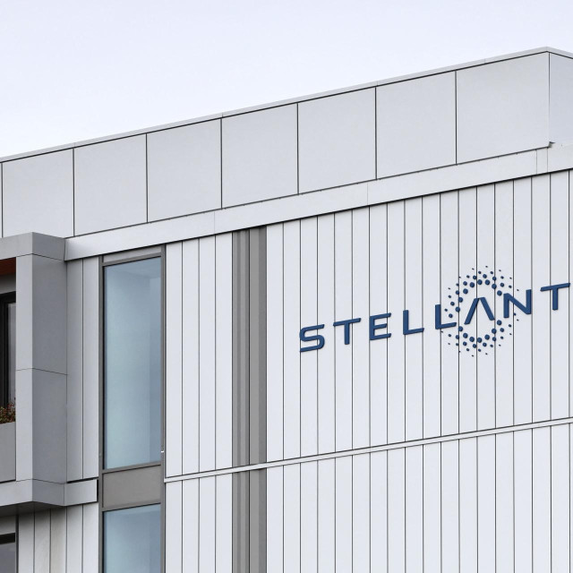 Stellantis, ilustracija