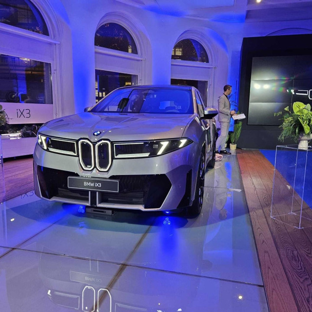Novi BMW iX3 u Zagrebu