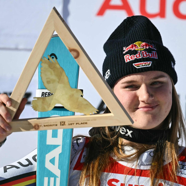 Emma Aicher slavi svoju drugu pobjedu u spustu