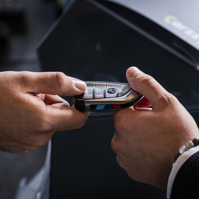 Rabljeni automobili, ilustracija