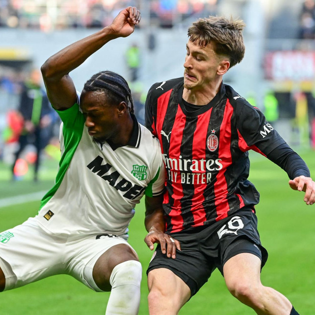 Ismaël Koné, Alexis Saelemaekers