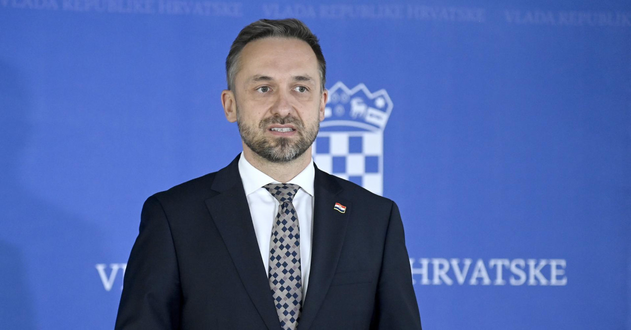 Piletić: Od iduće godine socijalna pomoć za stare i nemoćne Hrvate u Srbiji