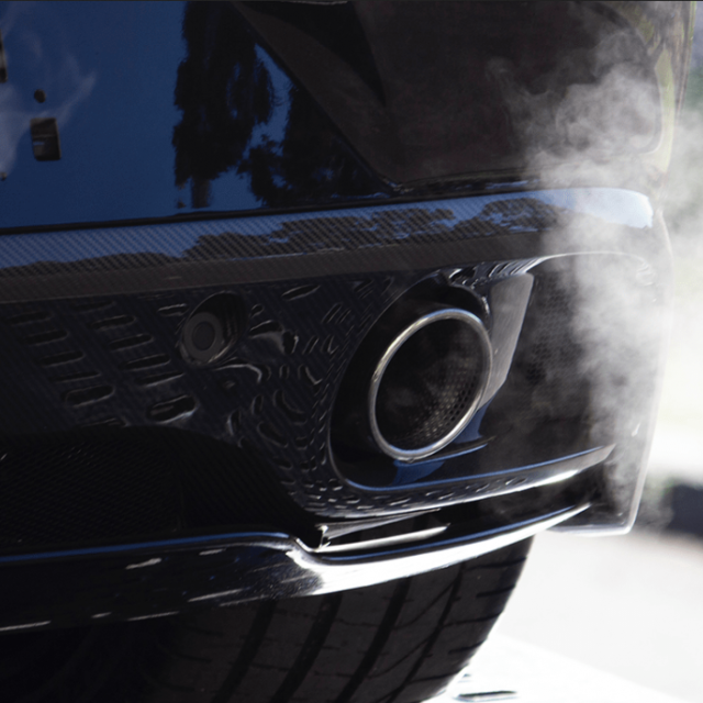 Ispuh automobila, ilustracija