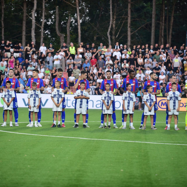 Nogometaši Partizana, ilustracija