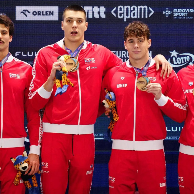 Članovi brončane hrvatske štafete - Nikola Miljenić, Jere Hribar, Božo Puhalović i Luka Cvetko