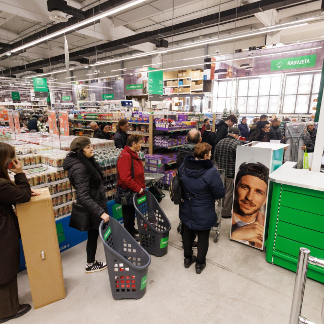 Nova poslovnica trgovačkog centra Pevex