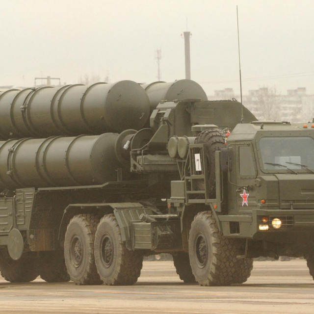 Sustav S-300