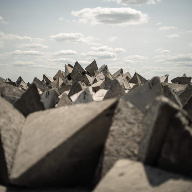 Prizor iz Ukrajine, ”zmajevi zubi”