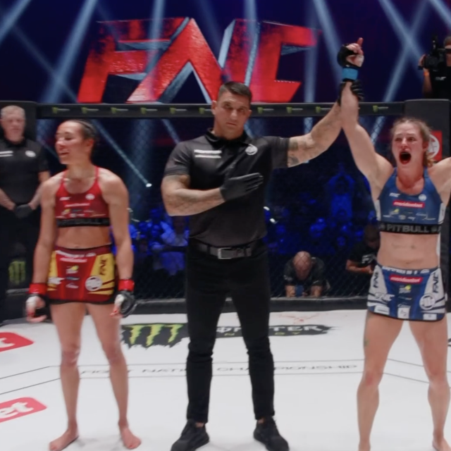 Ivana Petrović (lijevo) vs. Sara Luzar Smajić (desno) | FNC 26