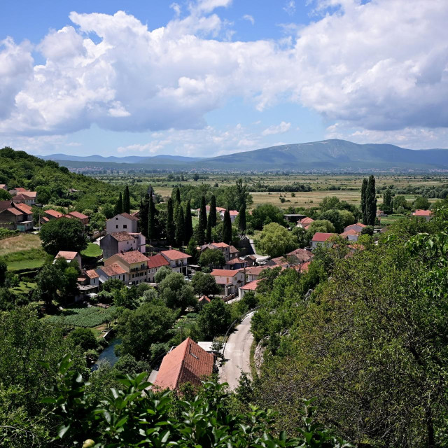 Ilustracija: mjesto Grab