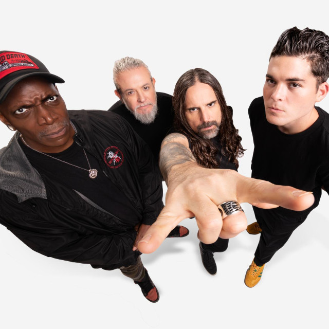 Aktualna postava Sepulture