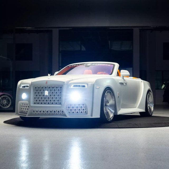 Venuum Rolls-Royce Dawn