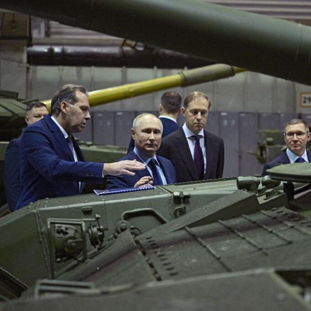 Vladimir Putin u pogonu Uralvagonzavoda