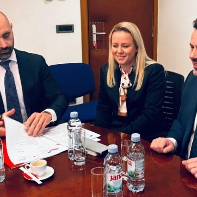 Potpisivanje sporazuma