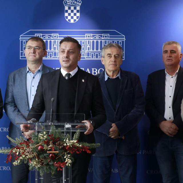 Konferencija za medije stranke Most
 