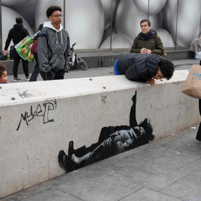 Banksy, Tottenham Court Road, London 