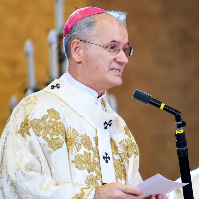 Mons. Dražen Kutleša