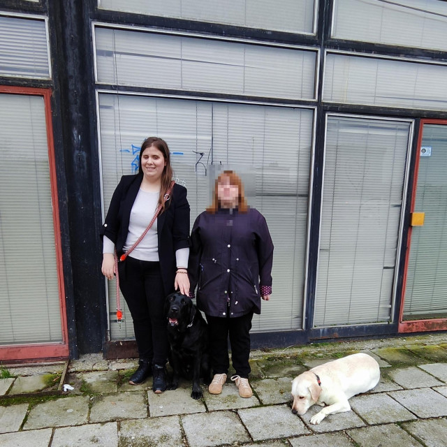 Adriana Katić i njen pas vodič Fant