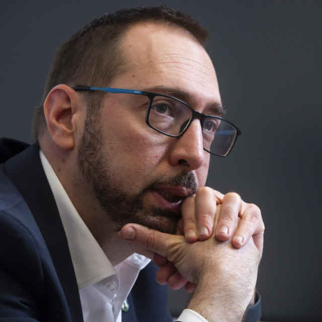 
Tomislav Tomašević