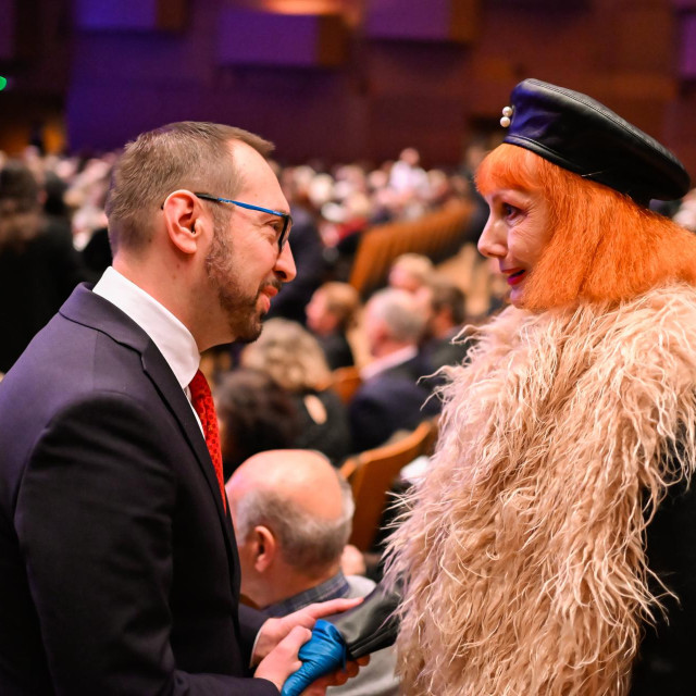 Josipa Lisac, Tomislav Tomašević