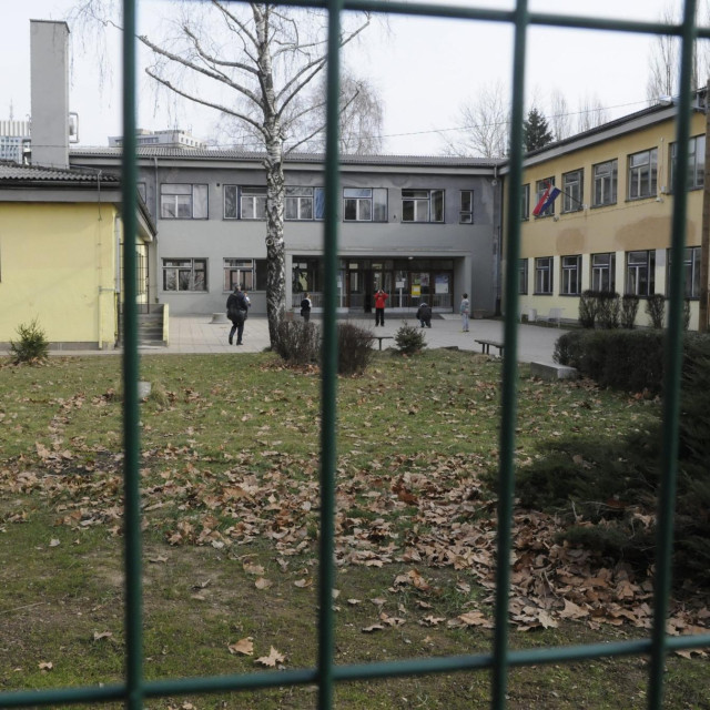 Osnovna škola Julija Klovića u Zagrebu