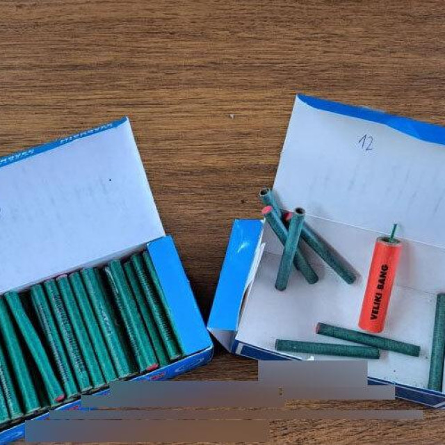 Zaplijenjene petarde