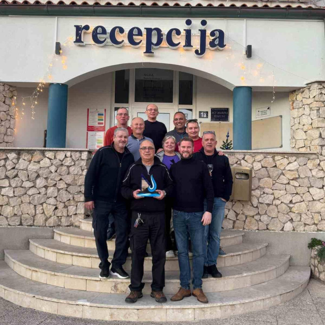 Slovenski ministar privrede, turizma i sporta Matjaž Han s djelanticima ACI marine Šimuni