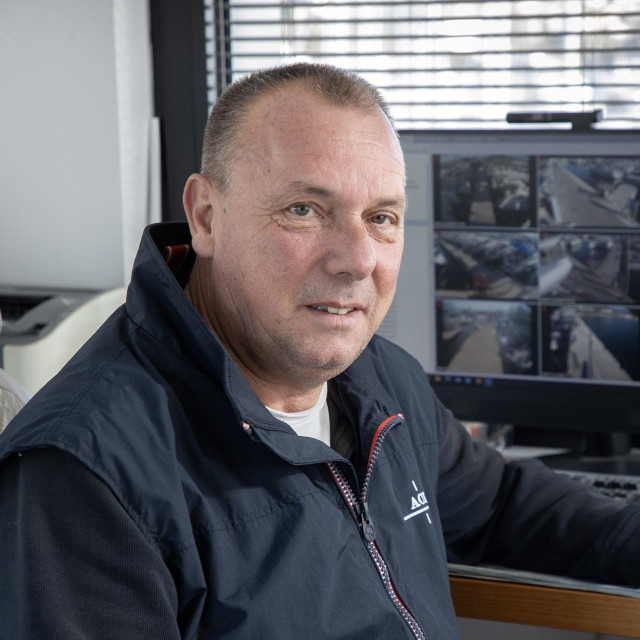 Specijal Jutranji list
Split, 091225
Sinisa Simun Vulic, vodja posade ACI marine.