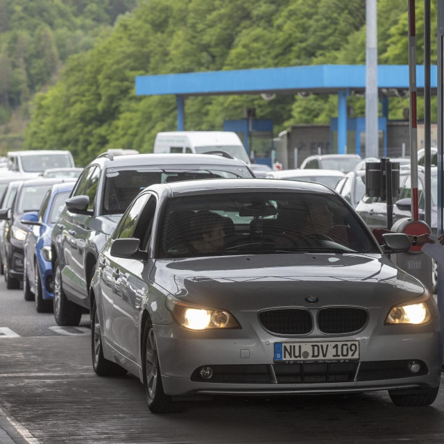 Gužva na granici, ilustracija
 