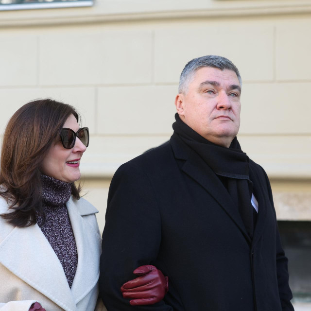 Zagreb, 291224.
Krajiska 9, OS Petra Zrinskog.
Prvi krug predsjednickih izbora 2024.
Na fotografiji: predsjednik Republike Hrvatske Zoran Milanovic i supruga Sanja Music Milanovic gdolate n aglasanje.