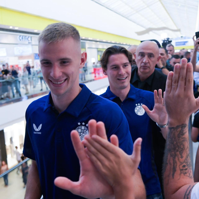 Robert Mudražija, Luka Stojković