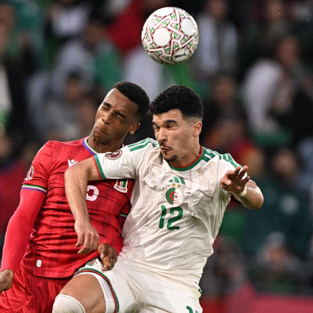 Monsef Bakrar protiv Marvina Anieboha iz Ekvatorijalne Gvineje