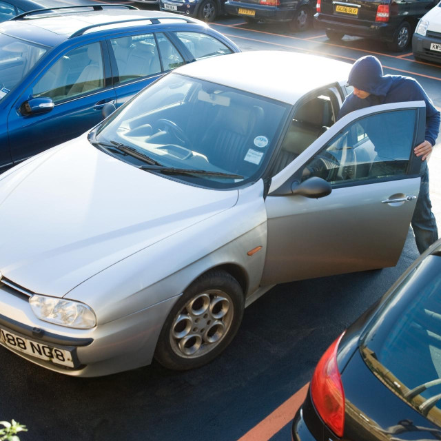 Krađa iz automobila, ilustracija