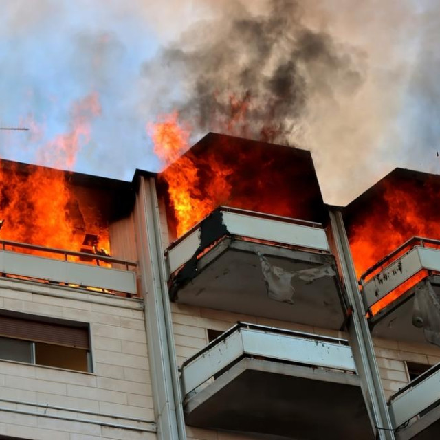 Prije dužeg izbivanja iz stana obavezno isključite sve uređaje da ne biste pri povratku zatekli ovakav prizor