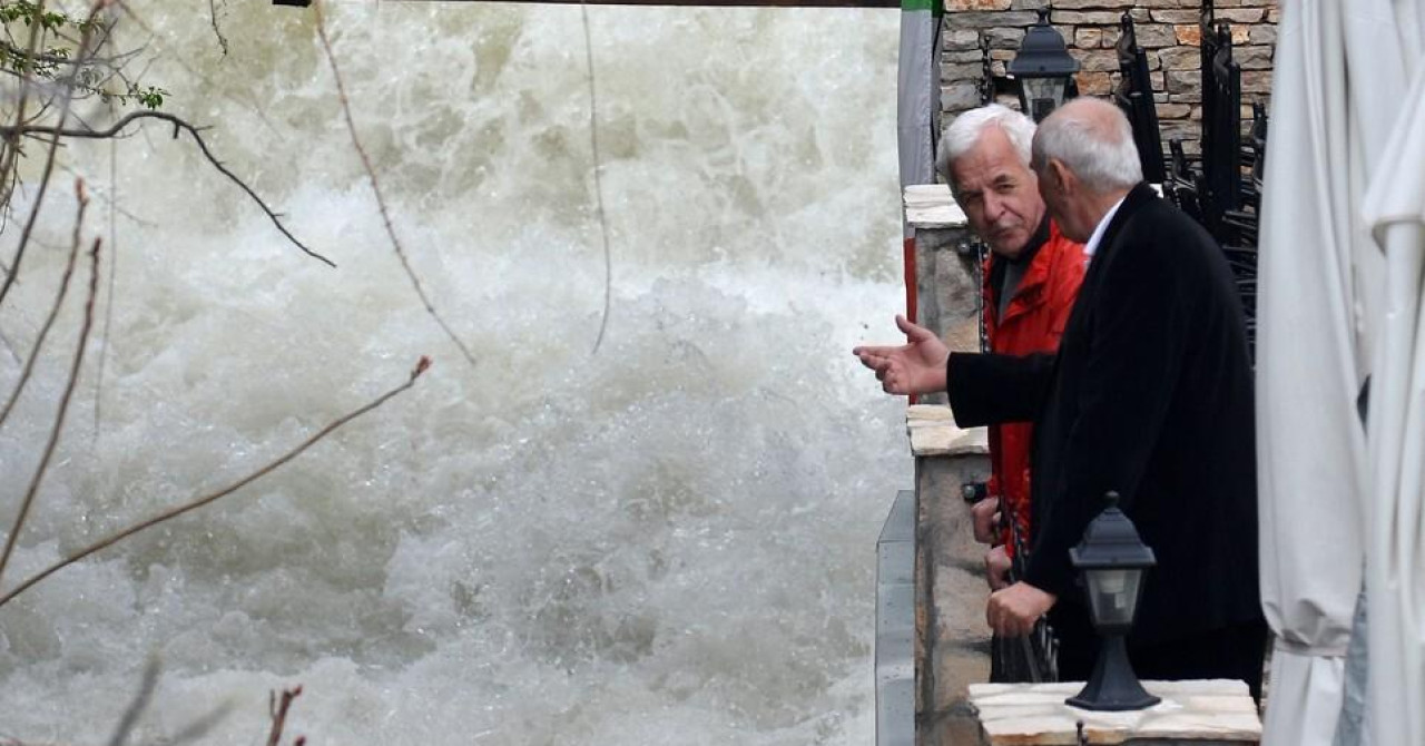 VIDEO Kaos u Hercegovini: Poplavljene kuće i naselja, izlile se rijeke, aktivirala klizišta