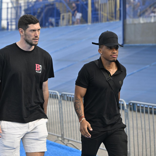 Scott McKenna i Juan Cordoba