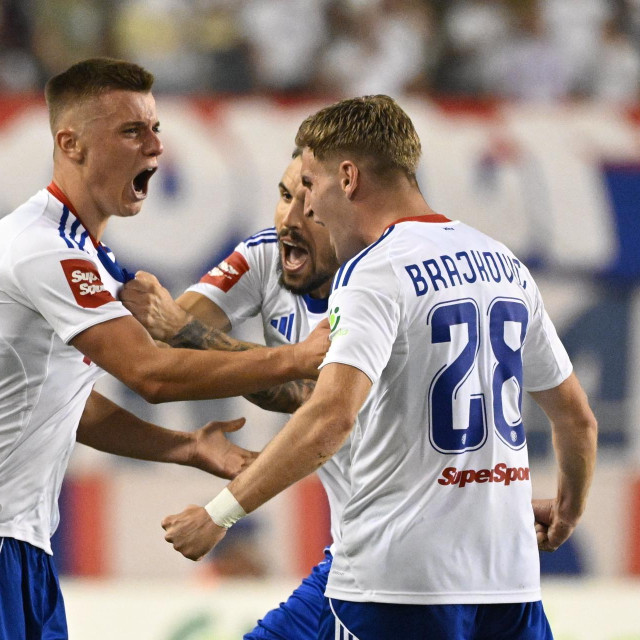 Roko Brajković i Bruno Durdov u proslavi pogotka